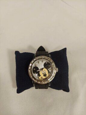 Disney Mickey Mouse Ice Crystal Bezel Watch NWOB MCK712